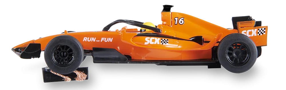 SCXC10576 Compact 1:43 Formula 1 Orange