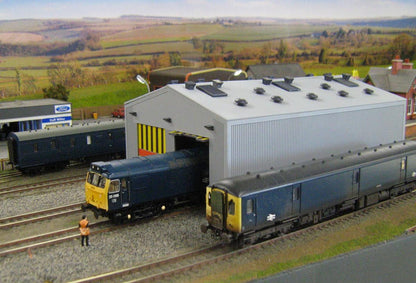 Pre-Owned GM406 Fordhampton Locomotive Depot Plastic Kit