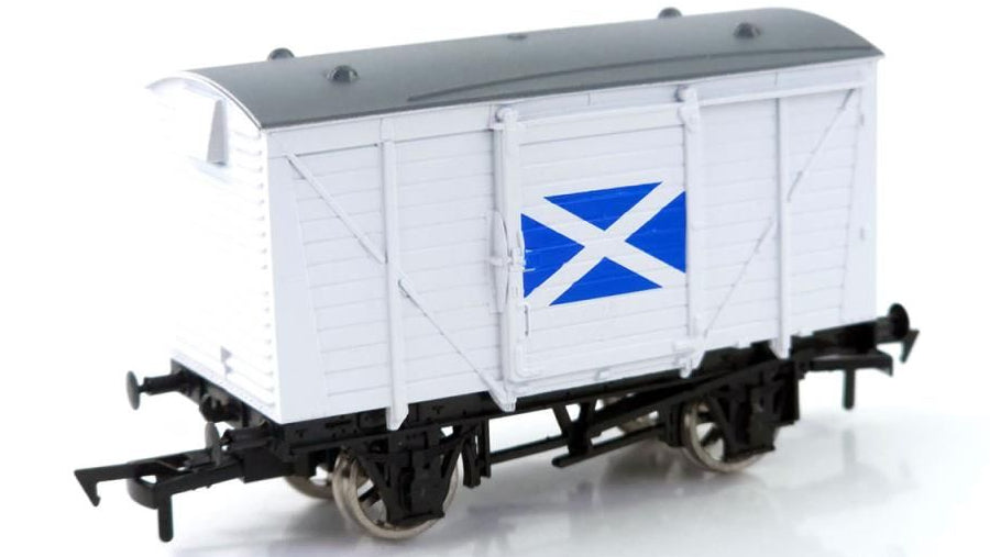 GM4410305 Vent Van Scottish Saltire Flag