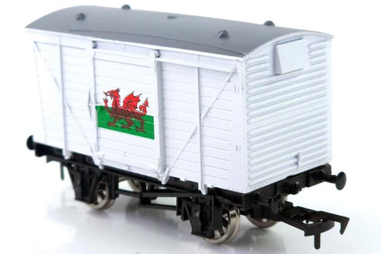 GM4410306 Vent Van Welsh Y Ddraig Goch Flag