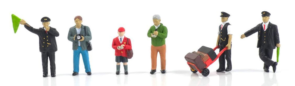 At the Station (6) Figure Set