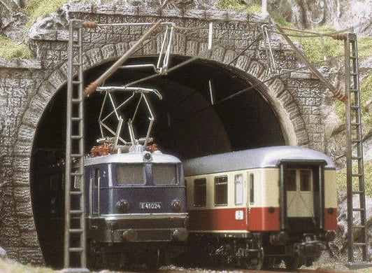 BUS7027 Double track tunnel portal Busch