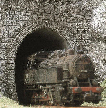 BUS7025 2 Tunnel Portals