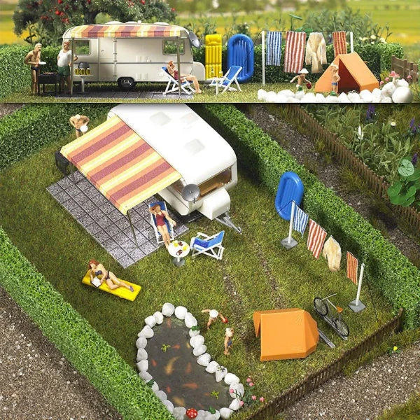BUS6023 HO/OO Caravan with Accessories