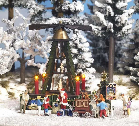 BUS1415 Christmas Pyramid