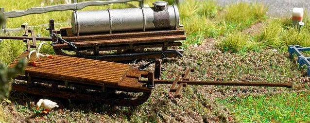 BUS1631 Two transport carriages