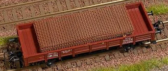 BUS1682 Wagon Load rusted reinforced steel sheet