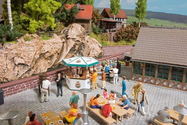 BUS1048 Beer Garden