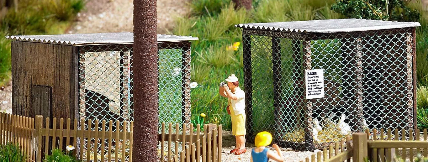 BUS1582 Wildlife park Small animal cage