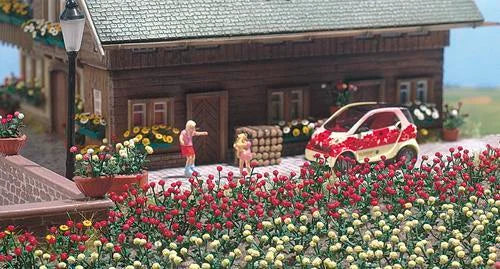 BUS1241 36 Prebuilt Roses