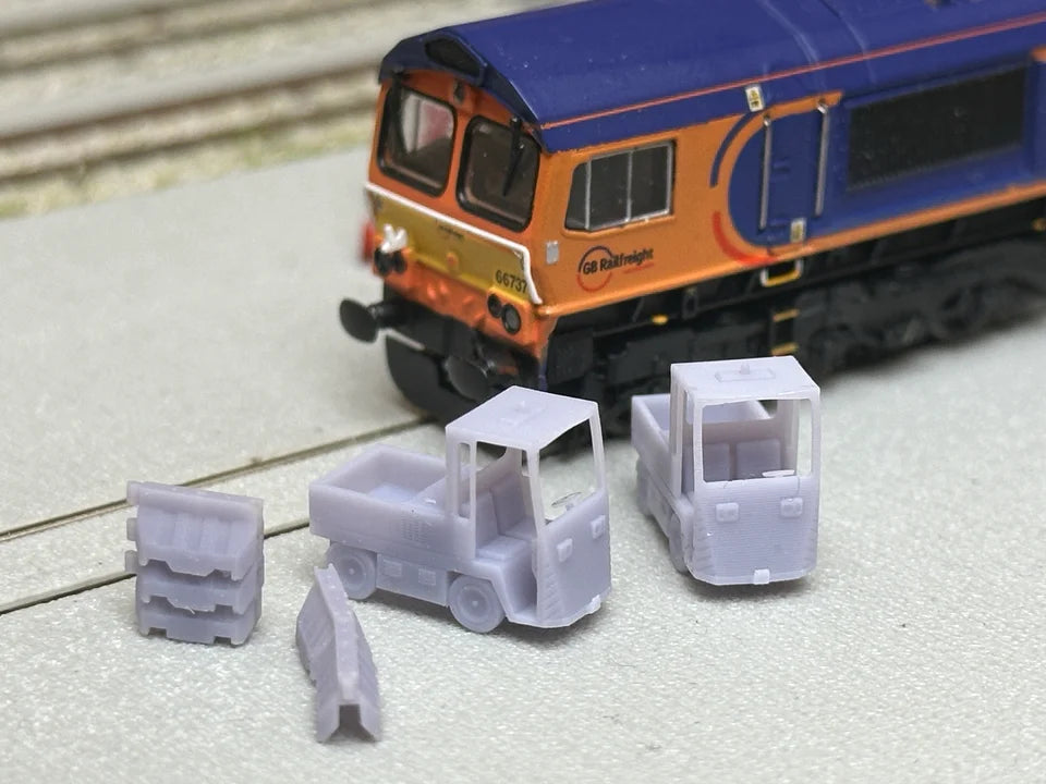 N Gauge Utility Tugs (Pack of 2) - Unpainted
