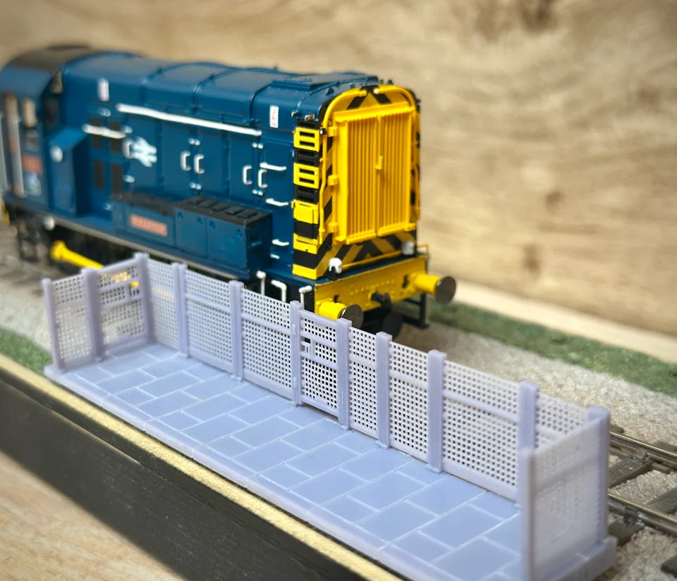 OO Gauge Platform End Fences (Pack of 10) - Unpainted