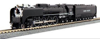 107-0002 Union Pacific FEF Steam Train Set