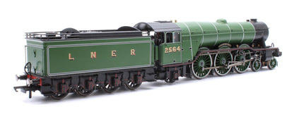 LNER A1 Class 'Knight of Thistle' No.2564 4-6-2 Steam Locomotive