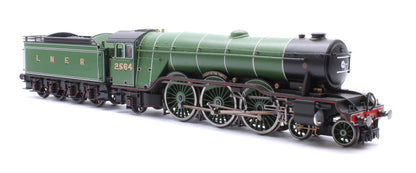LNER A1 Class 'Knight of Thistle' No.2564 4-6-2 Steam Locomotive