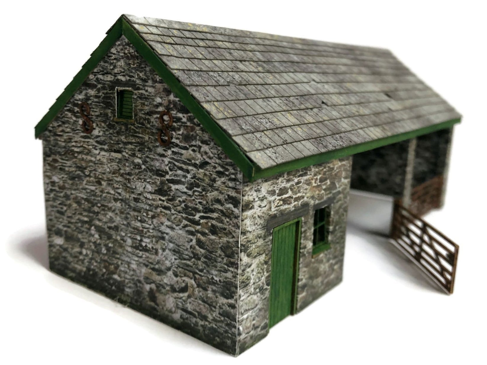 Scale Model Scenery KX064 OO/HO Farm Machinery/Tractor Store – Rails