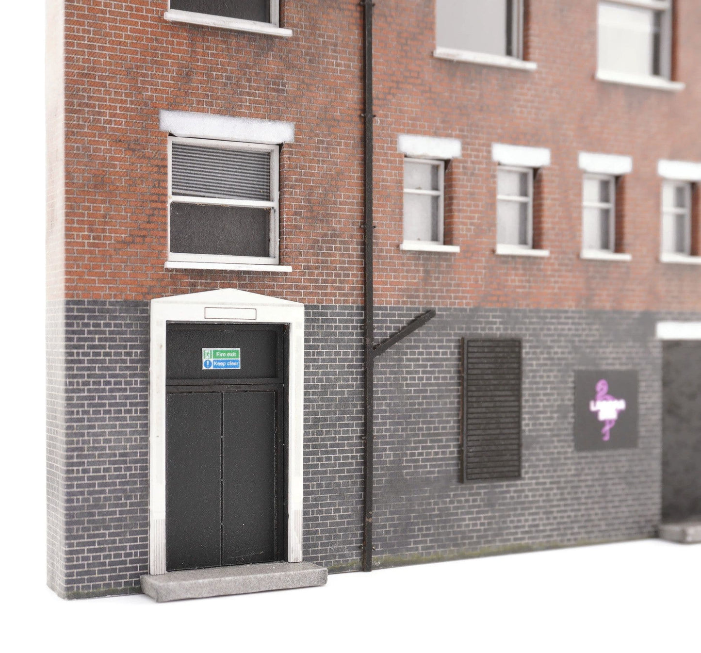 Low Relief Nightclub & Offices Model Kit