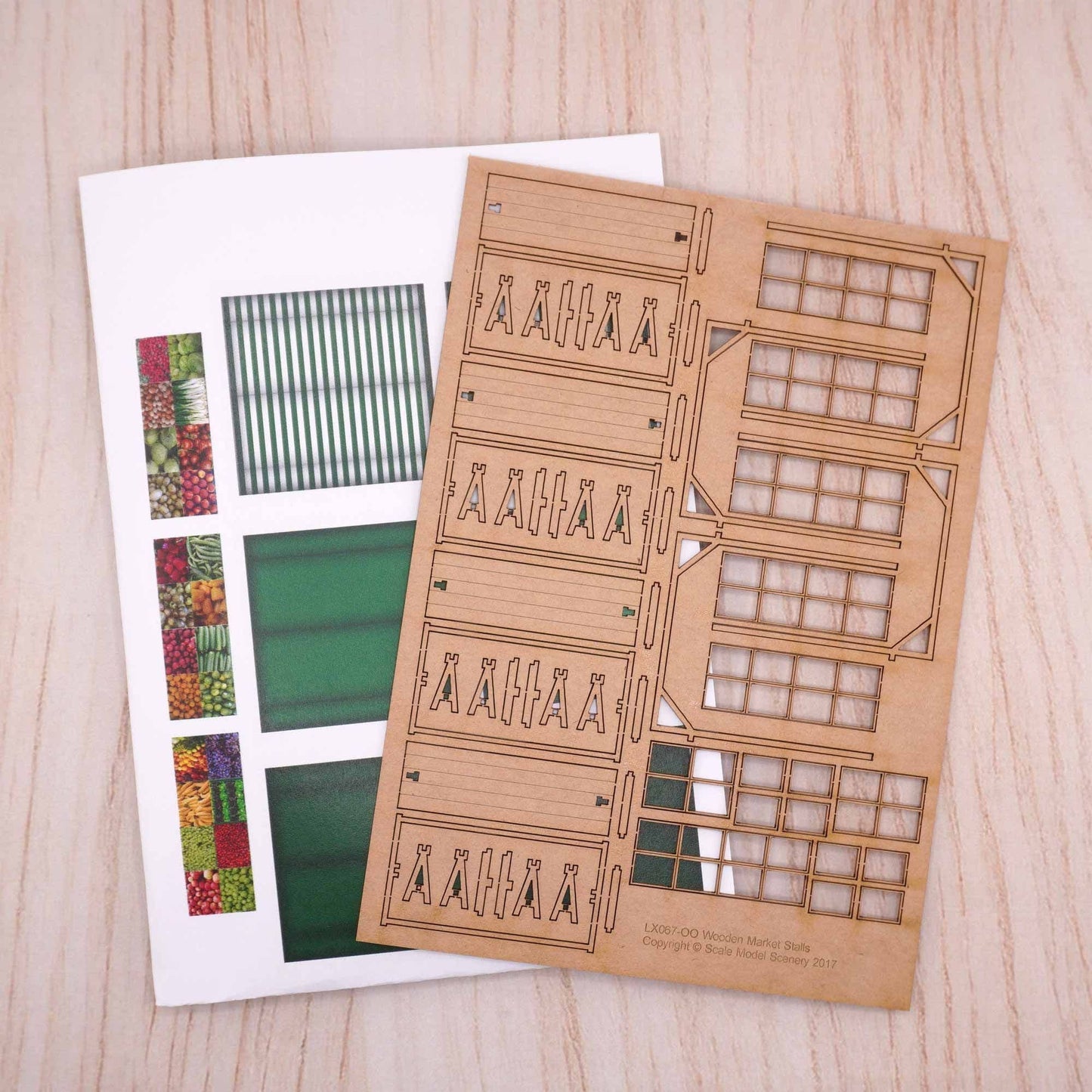 Market Stalls (Pack of 4) Model Kit