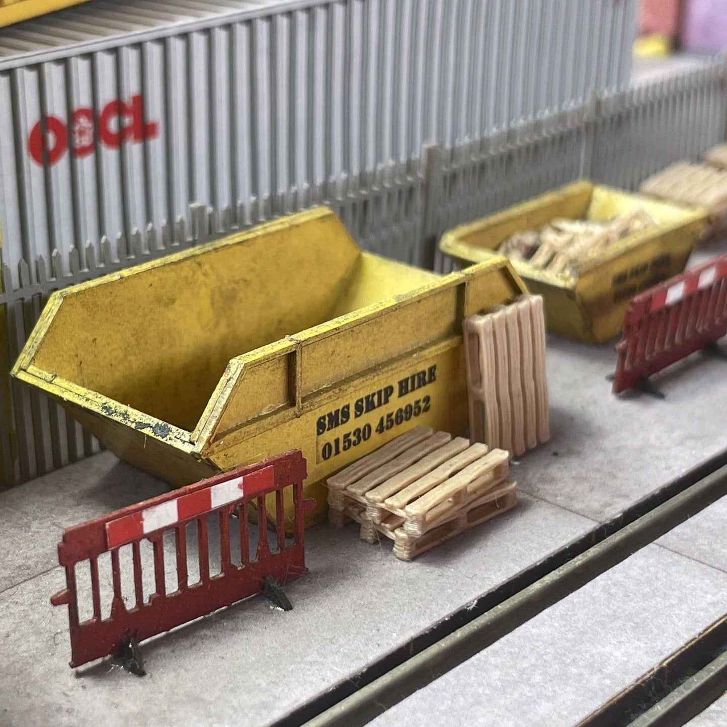 Rubbish Skips Model Kit