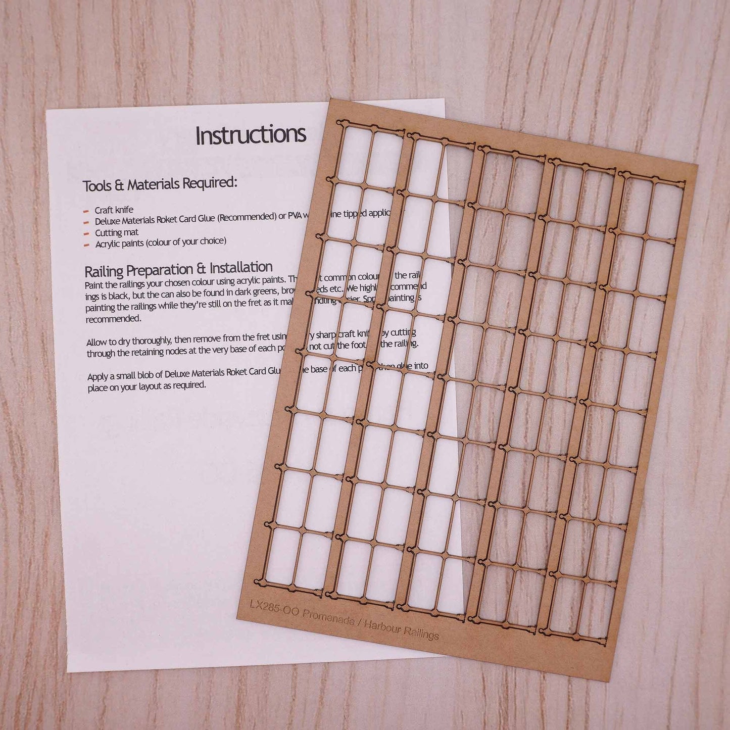 Quayside / Harbour / Promenade Railings Model Kit