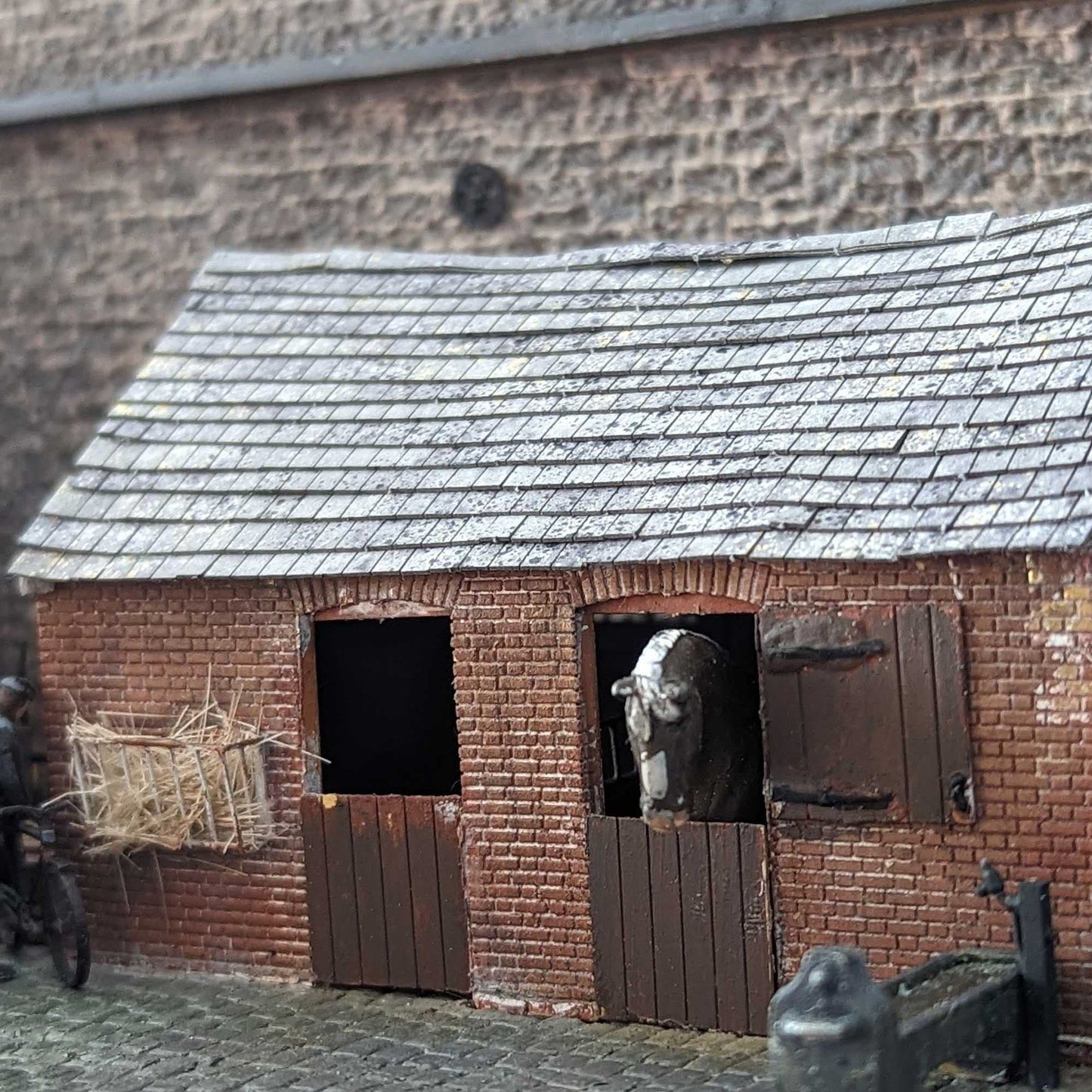 OO/HO Pre-Weathered Laser Cut Roof Slates Model Kit