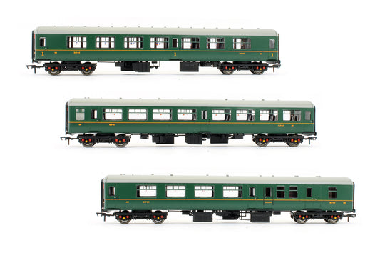 Pre-Owned Rake Of 3 MK2 / MK2A Passenger Coaches RPSI Livery