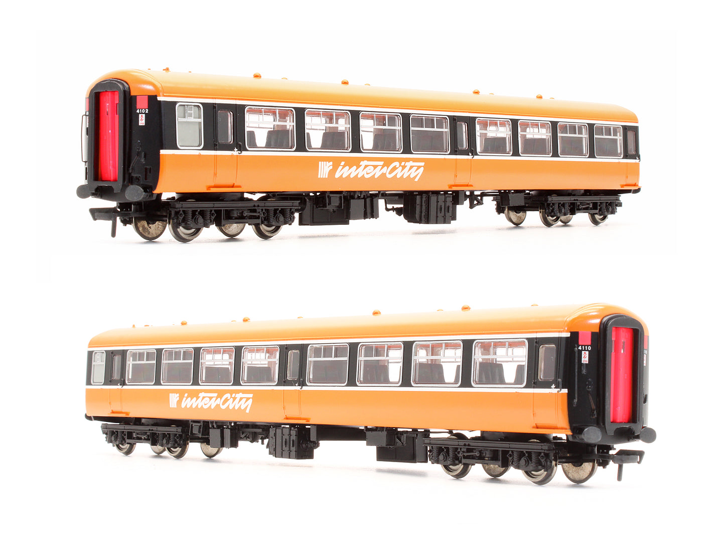 Pre-Owned Set Of 2 'IR Intercity' MK2A TSO Open Second Coaches