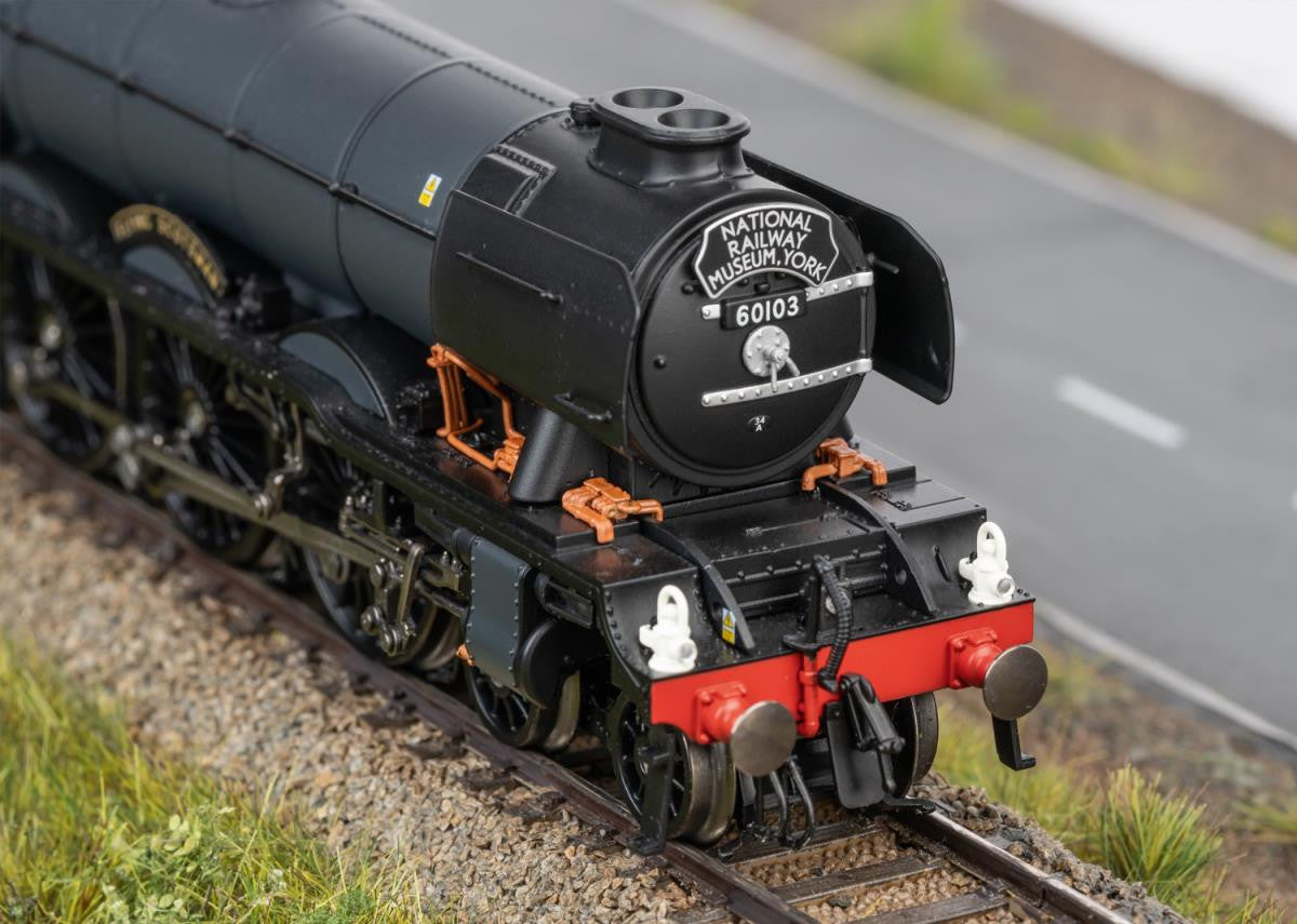 Class A3 'Flying Scotsman' NE Wartime Black 60103 NRM Condition - AC Sound & Smoke