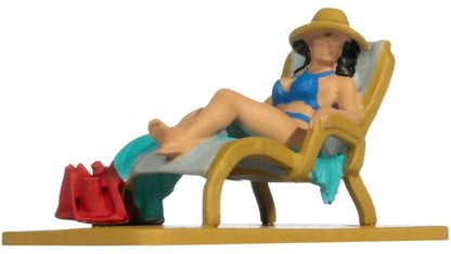 N99504 Vacation (Woman on Sun Lounger) Gift Box
