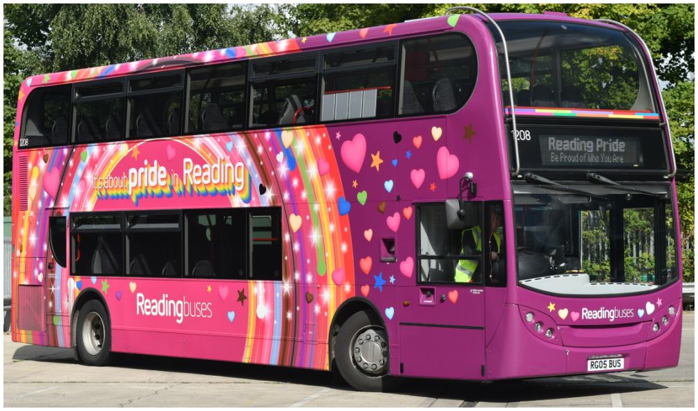 Alexander Dennis Enviro400 Reading Buses (1208 - RG05 BUS)