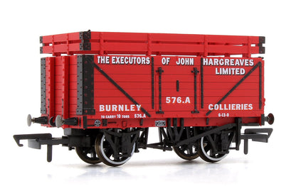 Pre-Owned OR76CK7003 7 Plank Mineral Wagon - John Hargreaves (2 Coke Rails) 576.A