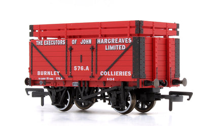 Pre-Owned OR76CK7003 7 Plank Mineral Wagon - John Hargreaves (2 Coke Rails) 576.A