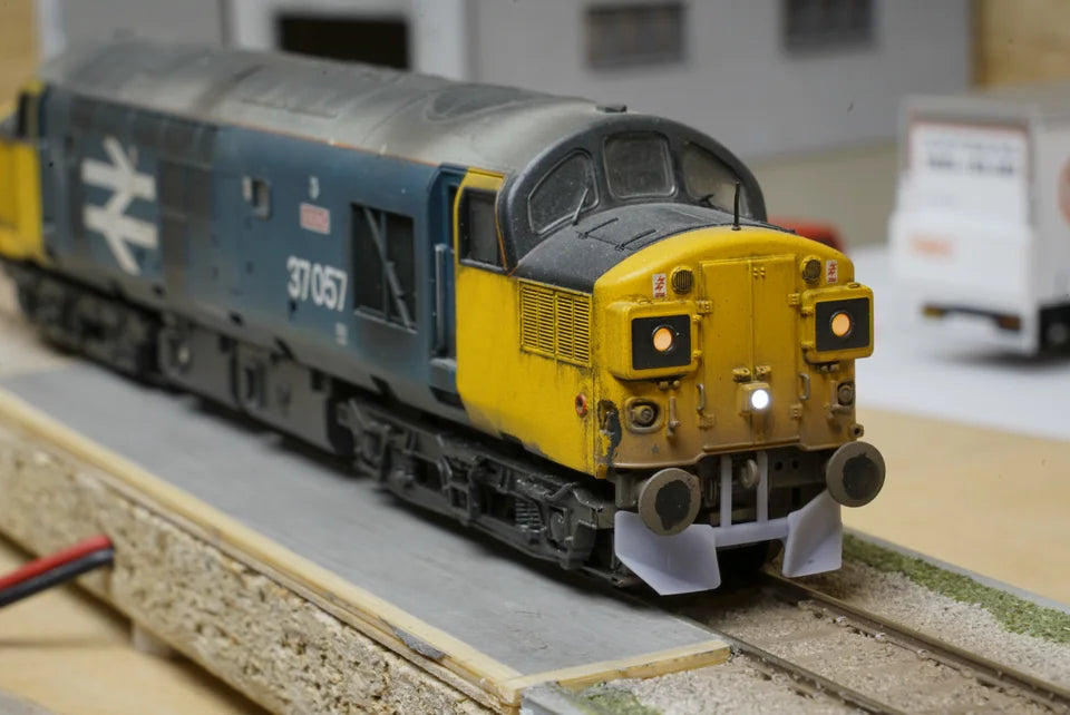 OO Gauge Class 37 Ploughs V2 (Pack of 2) - Unpainted