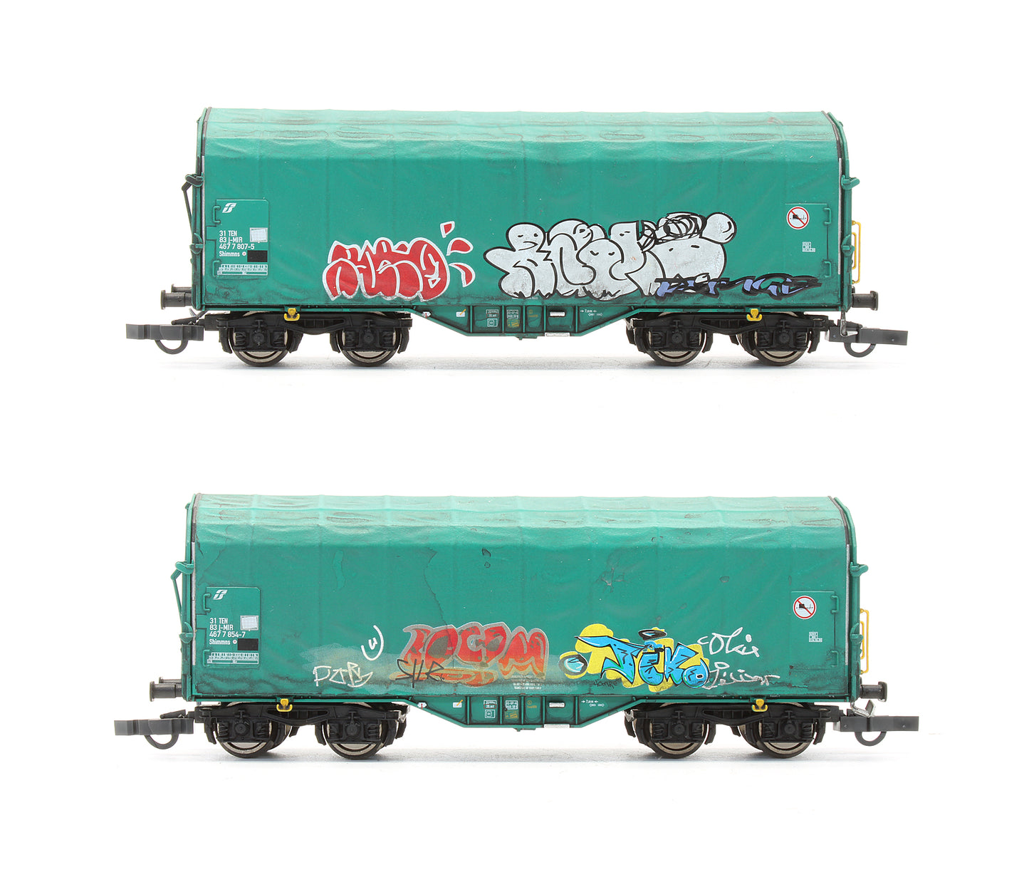 Pre-Owned Set Of 2 Tarpaulin Wagons With Graffiti