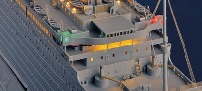 PKTM03719 Titanic Model Kit with LED Light Set