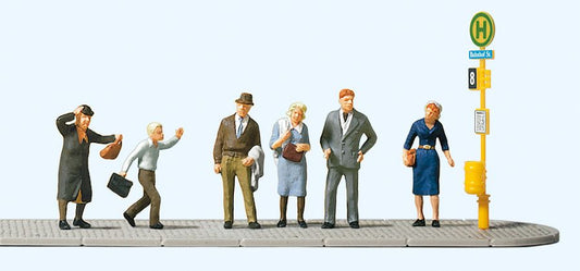 PR10414 Waiting at the Tram Stop (6) Exclusive Figure Set