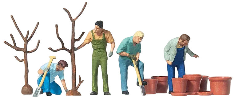 PR10466 Garden Planting (4) Exclusive Figure Set