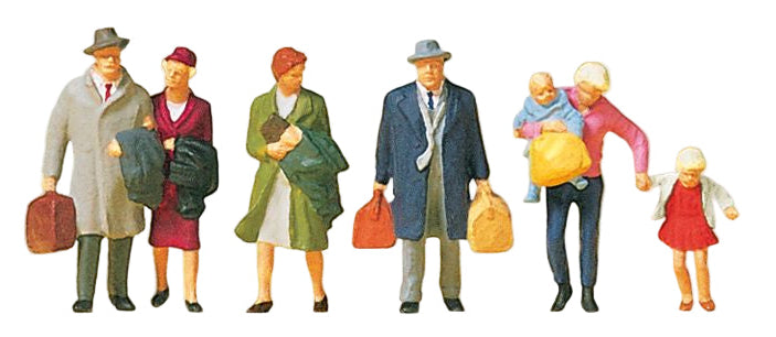 Walking Passengers (7) Exclusive Figure Set