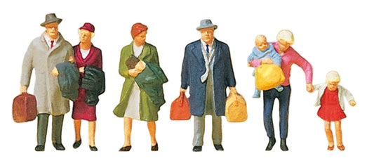 Walking Passengers (7) Exclusive Figure Set