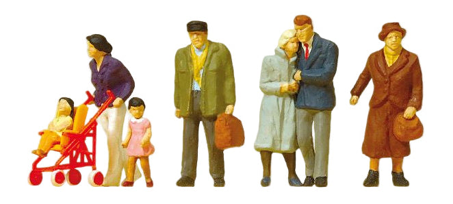 Passers By (7) Exclusive Figure Set