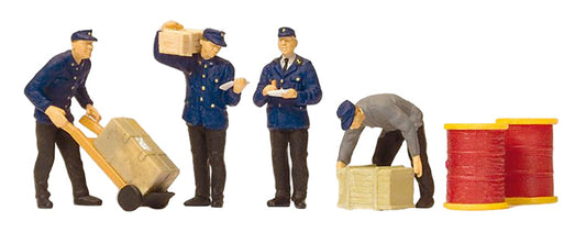 DB Delivery Men (4) with Loads Exclusive Figure Set