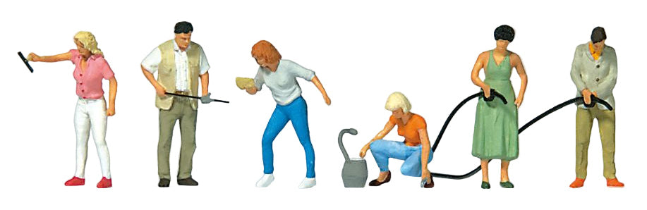 At the Filling Station (6) Exclusive Figure Set