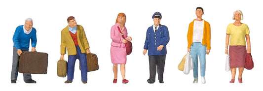 Travellers at the Platform (6) Exclusive Figure Set