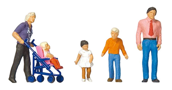 Family Outing (5) Exclusive Figure Set