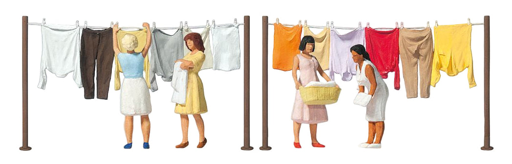 Women Hanging Laundry (4) Exclusive Figure Set