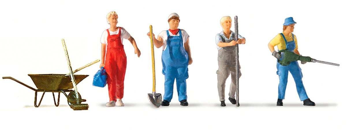 PR10809 Craftswomen (4) Exclusive Figure Set