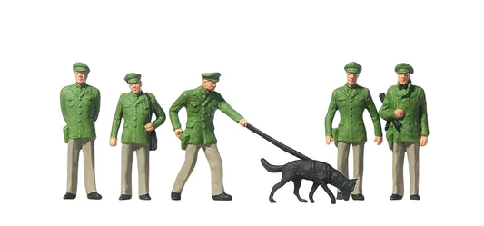 PR14008 Policemen (5) and Dog Standard Figure Set