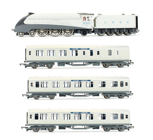 Pre-Owned Silver Jubilee Train Pack