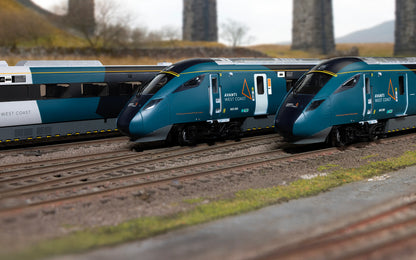 R30443 Avanti West Coast Class 805 'Evero' - 5 Car Train Pack No.805005