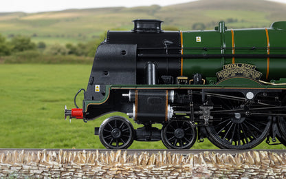 R30500 Class 7P 4-6-0 BR Green Early Emblem 46100 'Royal Scot' (One:One Collection) Steam Locomotive